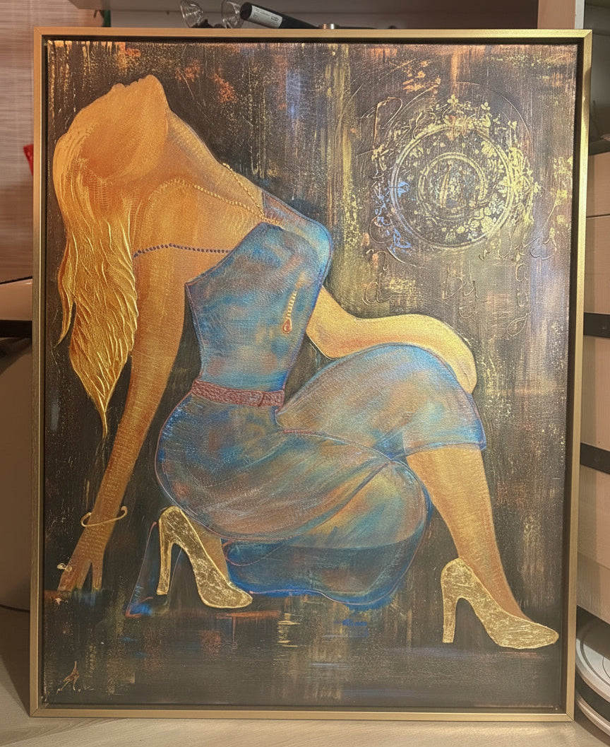 picture of bend the rules woman with golden frame 